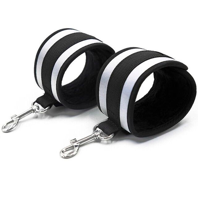 OHMAMA FETISH Grey wrist cuffs